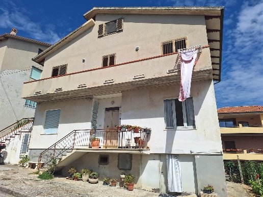 appartamento in vendita a Fermo in zona Capodarco