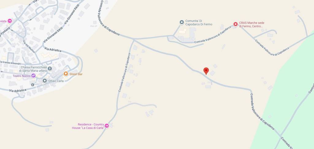 casa indipendente in vendita a Fermo in zona Capodarco