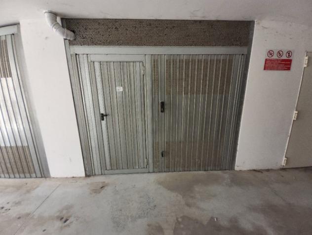 terreno edificabile in vendita a Fermo in zona Campiglione