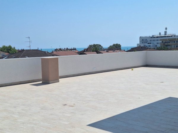 appartamento in vendita a Fermo in zona Casabianca