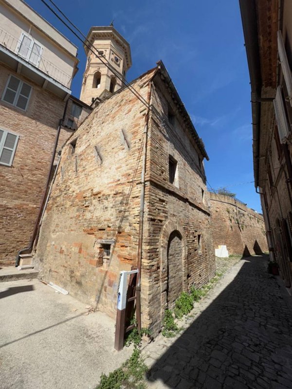 casa indipendente in vendita a Fermo