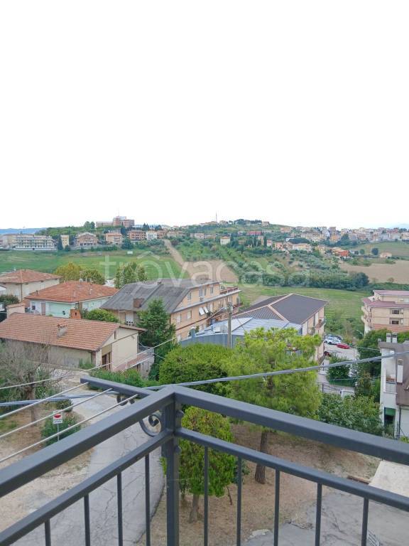 appartamento in vendita a Fermo in zona Camera