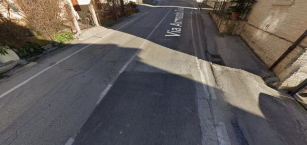 casa indipendente in vendita a Fermo