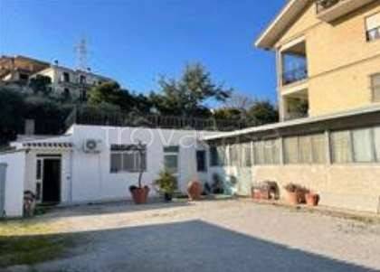 appartamento in vendita a Fermo in zona Camera