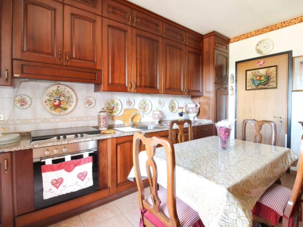 appartamento in vendita a Fermo in zona Camera