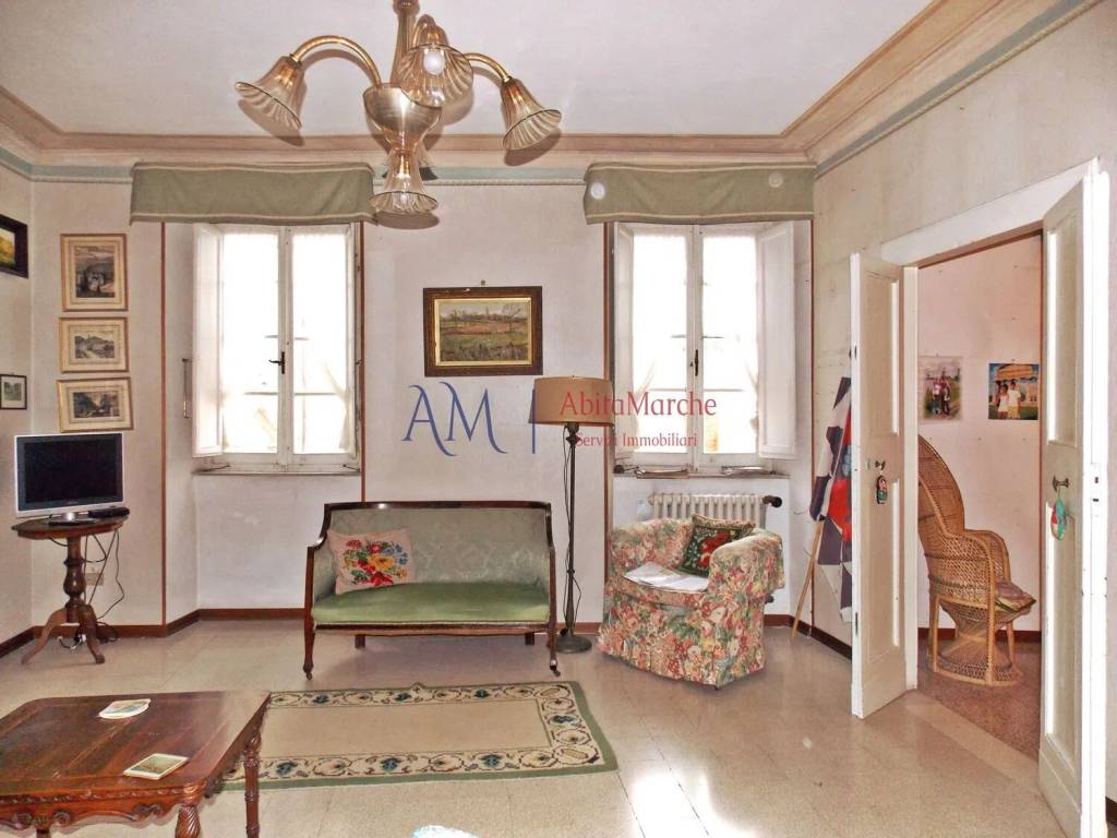 casa indipendente in vendita a Fermo