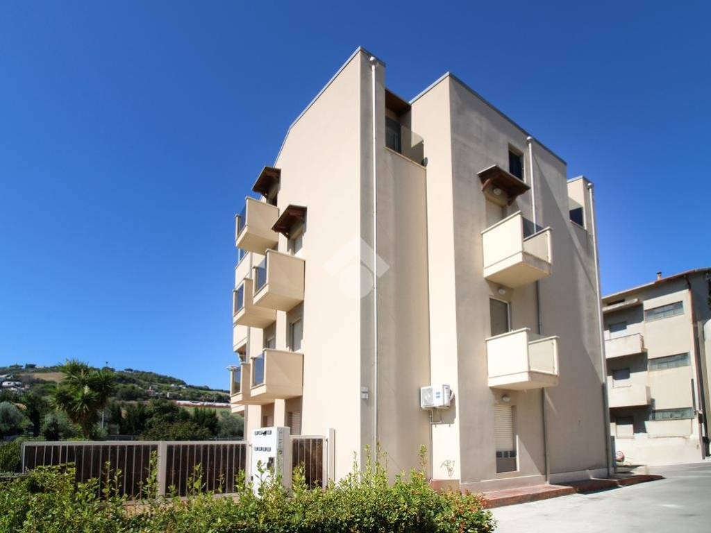 appartamento in vendita a Fermo in zona Lido di Fermo
