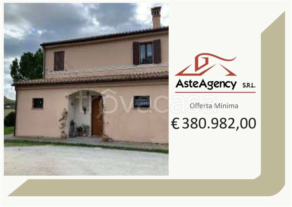casa indipendente in vendita a Fermo in zona Capodarco