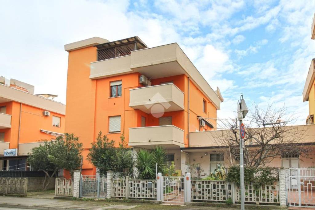 appartamento in vendita a Fermo in zona San Tommaso