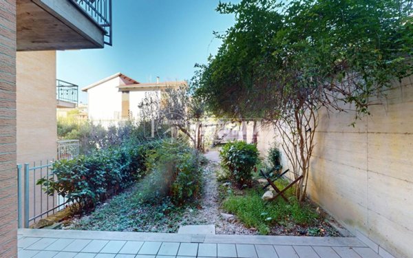 appartamento in vendita a Fermo in zona Camera