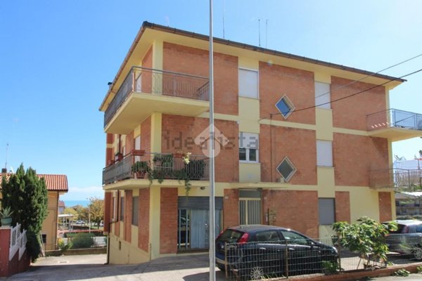 appartamento in vendita a Fermo in zona Lido di Fermo