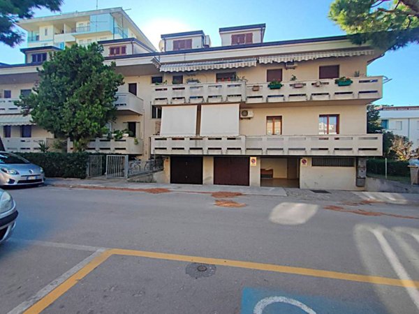 appartamento in vendita a Fermo in zona Lido di Fermo