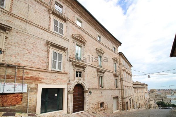 appartamento in vendita a Fermo in zona Camera