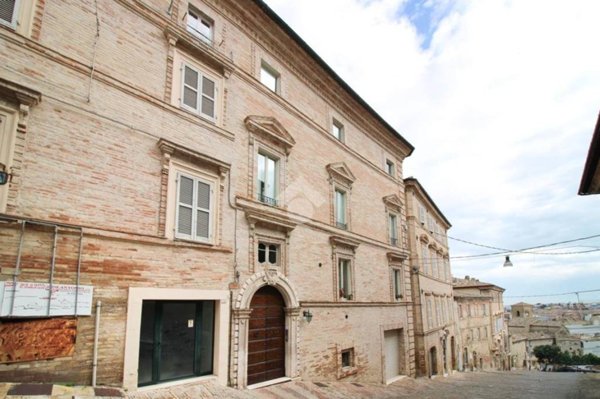 appartamento in vendita a Fermo in zona Camera