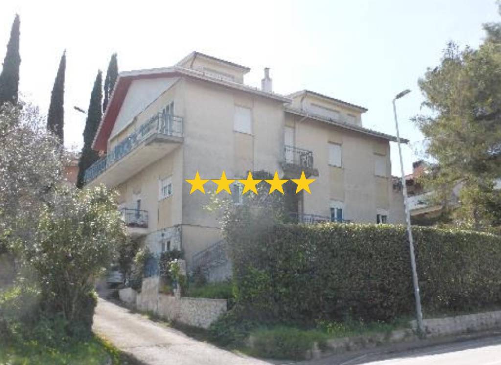 appartamento in vendita a Fermo in zona Pompeiana