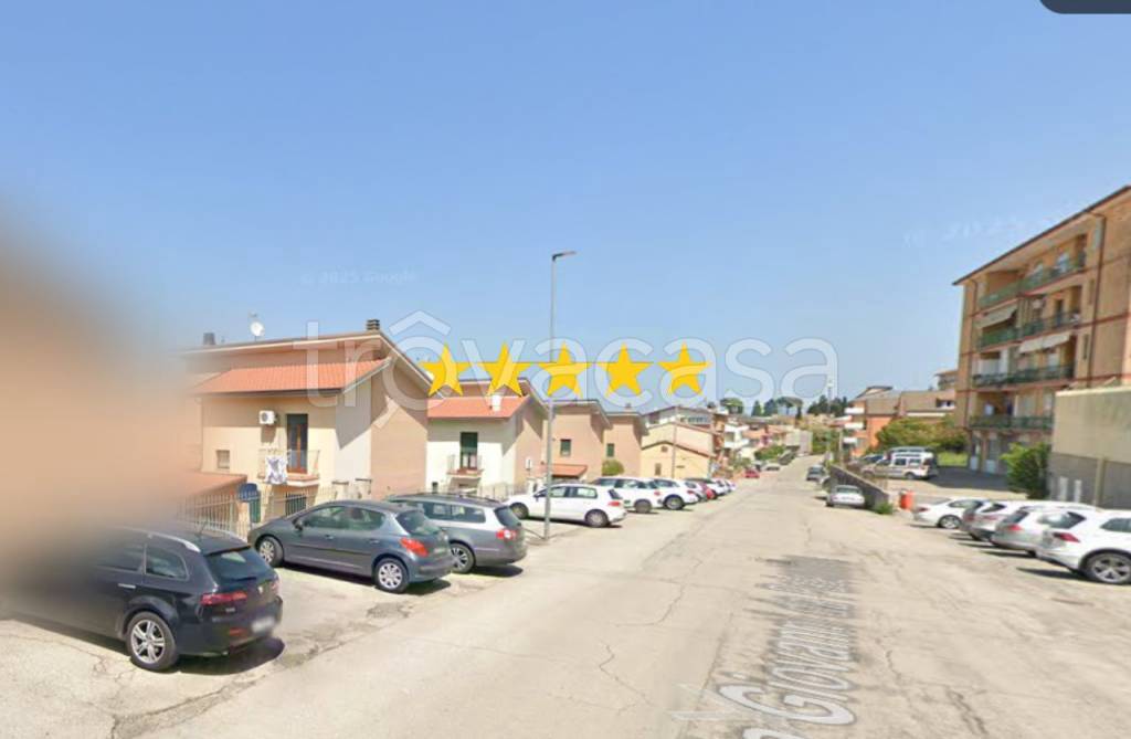 casa indipendente in vendita a Fermo