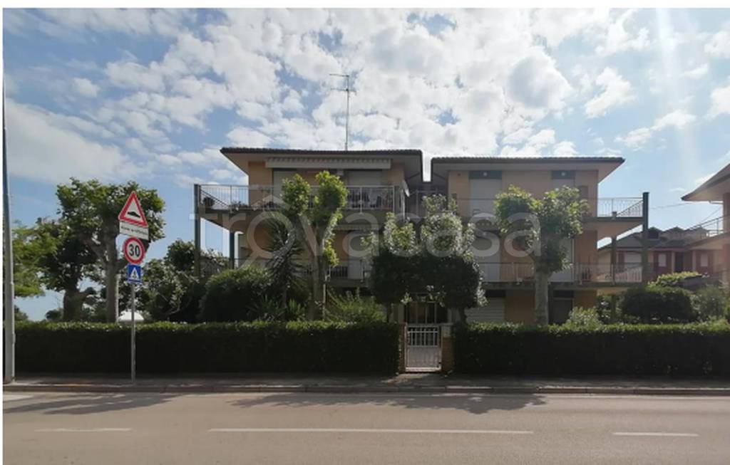appartamento in vendita a Fermo in zona Lido di Fermo