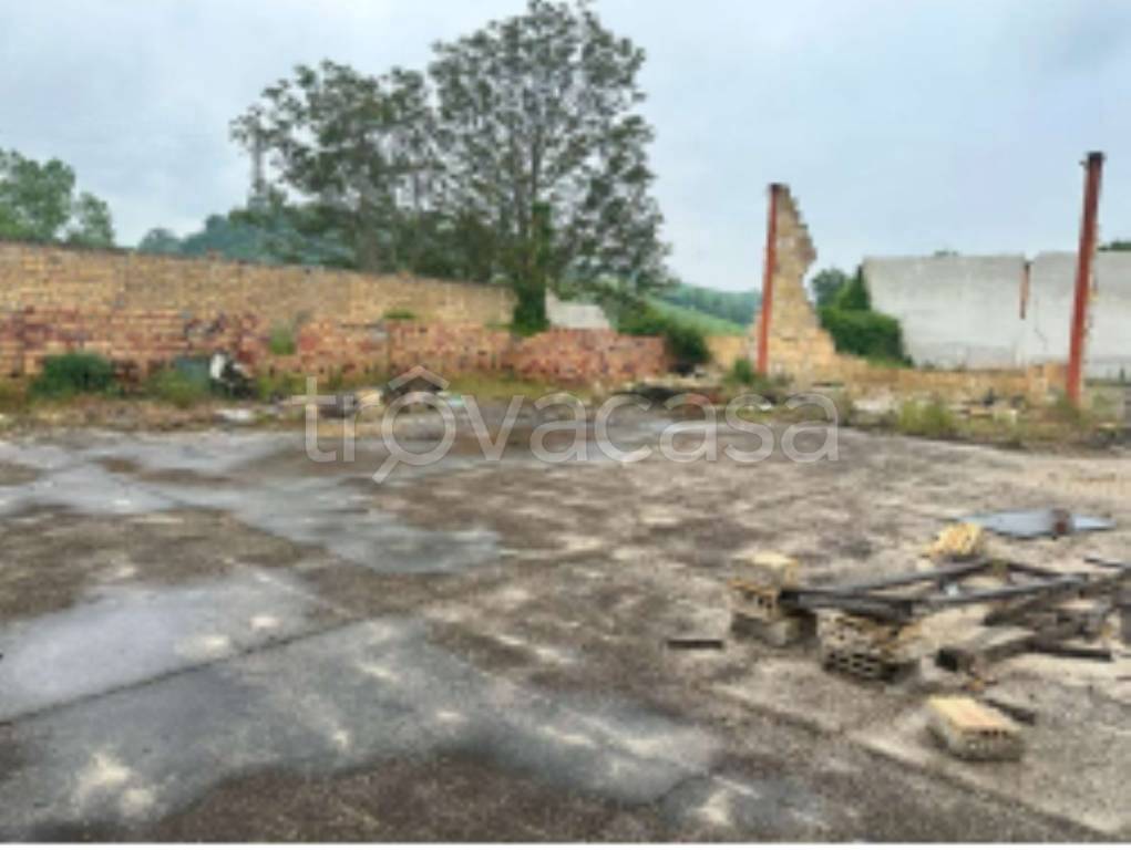 terreno edificabile in vendita a Fermo