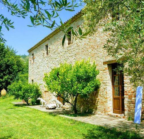 casa indipendente in vendita a Fermo in zona Torre di Palme