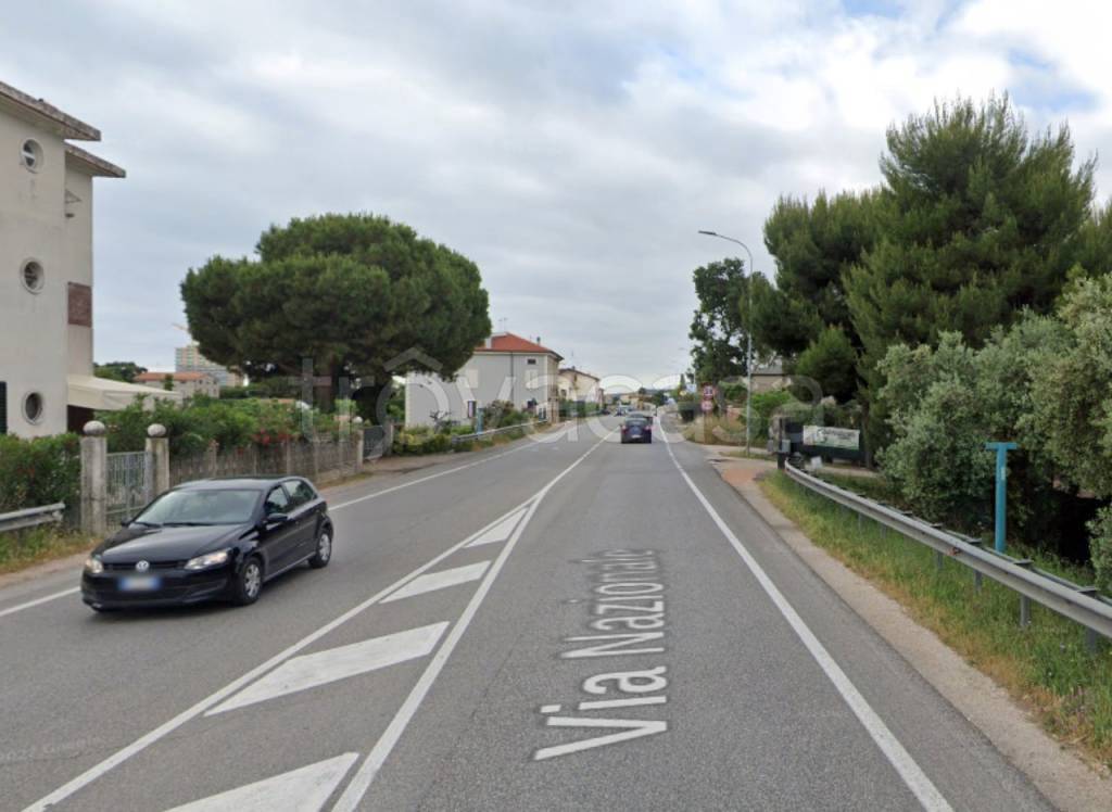 casa indipendente in vendita a Fermo