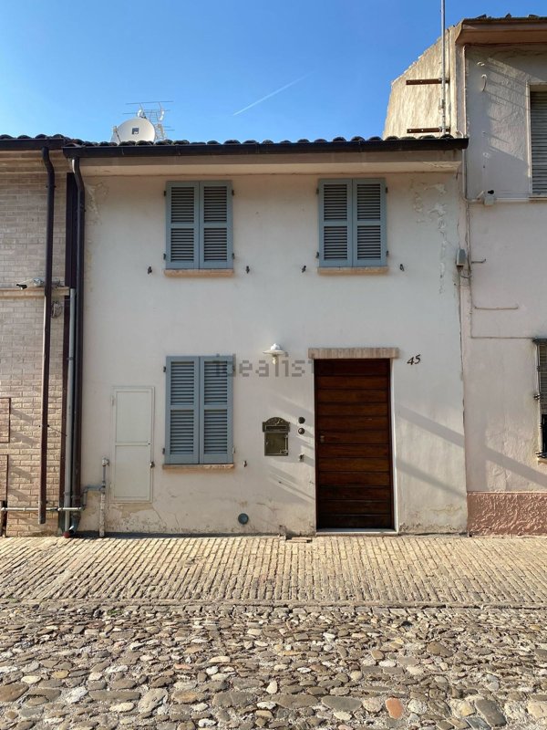 casa indipendente in vendita a Fermo