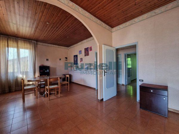 appartamento in vendita a Fermo in zona Camera