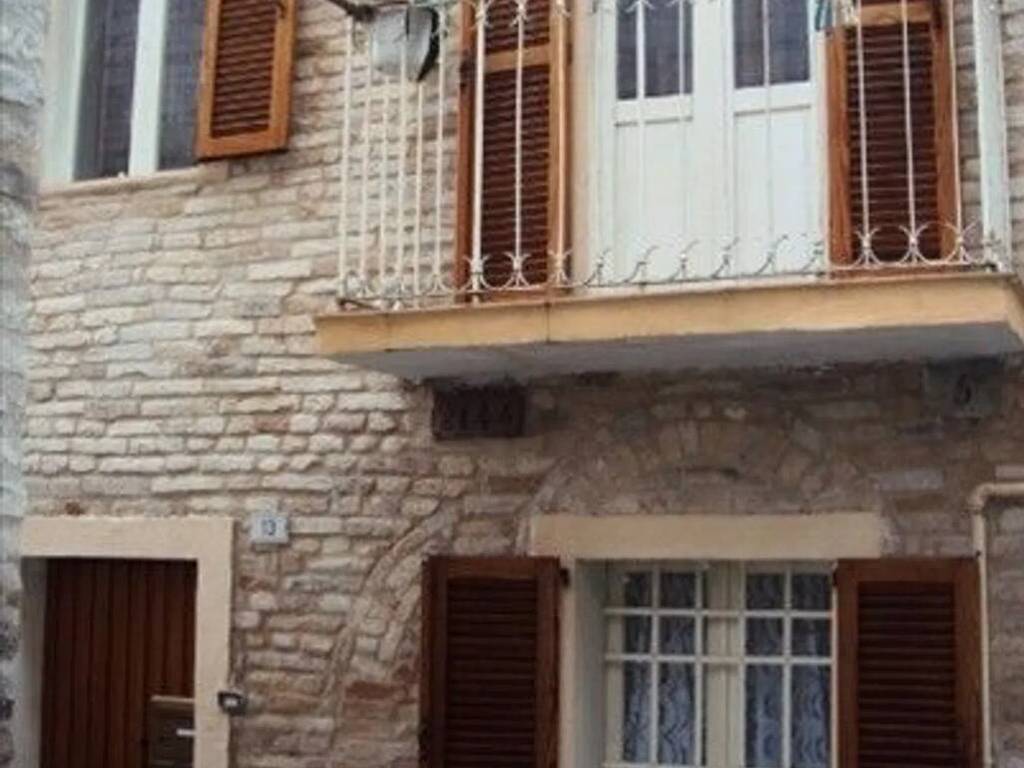 appartamento in vendita a Fermo in zona Camera