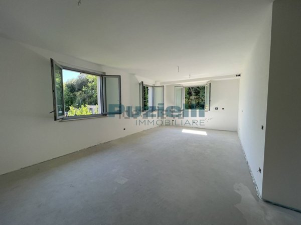 appartamento in vendita a Fermo in zona Camera