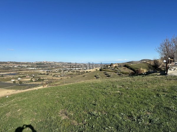 terreno agricolo in vendita a Fermo in zona San Girolamo
