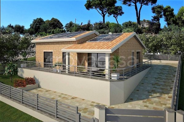 casa indipendente in vendita a Fermo in zona Salvano