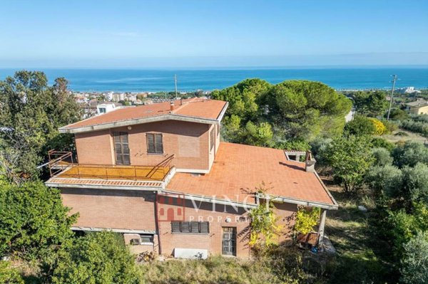 terreno edificabile in vendita a Fermo in zona Lido di Fermo