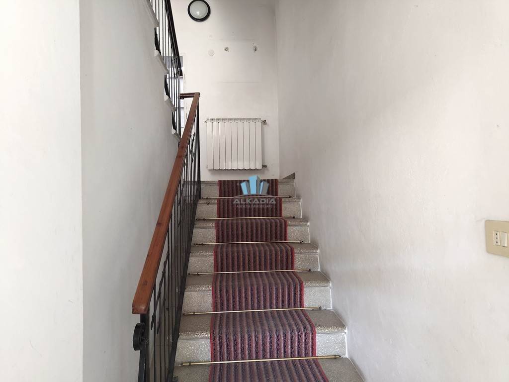 casa indipendente in vendita a Fermo in zona Camera