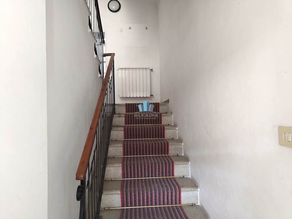 casa indipendente in vendita a Fermo in zona Camera