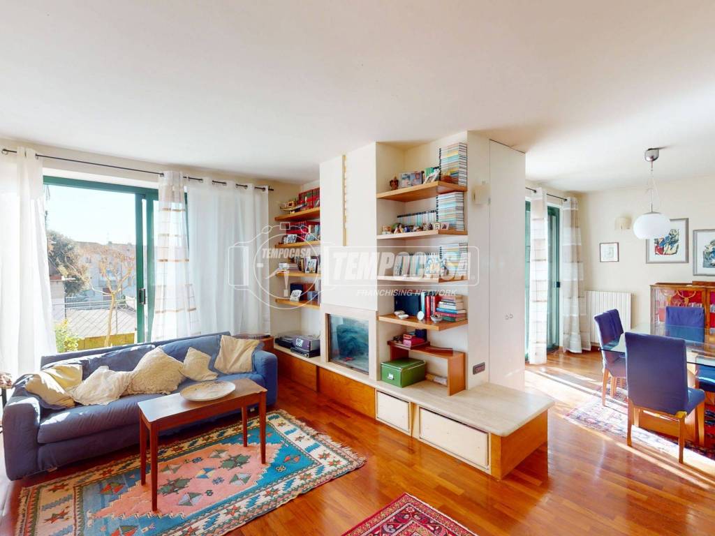 casa indipendente in vendita a Fermo in zona Santa Petronilla