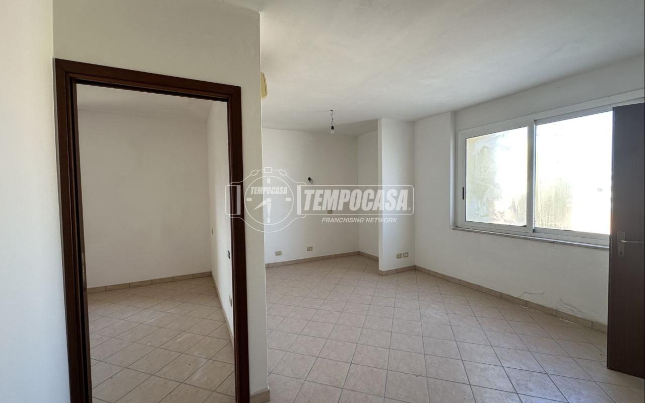 appartamento in vendita a Fermo in zona Camera