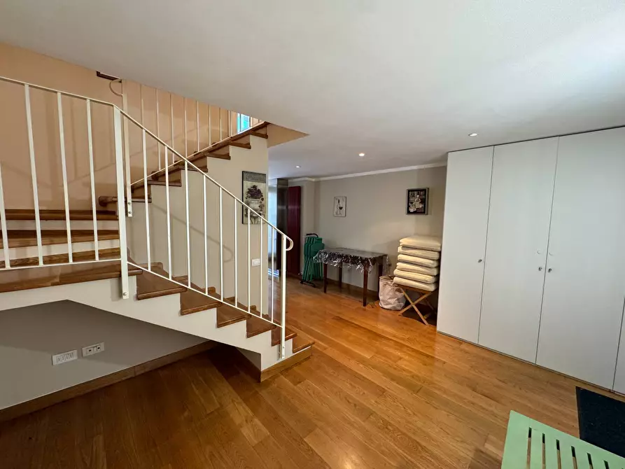 casa indipendente in vendita a Fermo in zona Camera