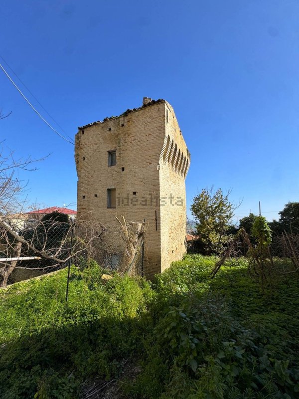 casa indipendente in vendita a Fermo