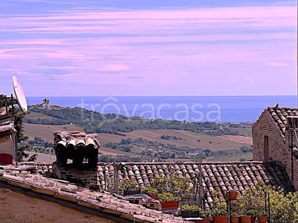 appartamento in vendita a Fermo in zona Camera