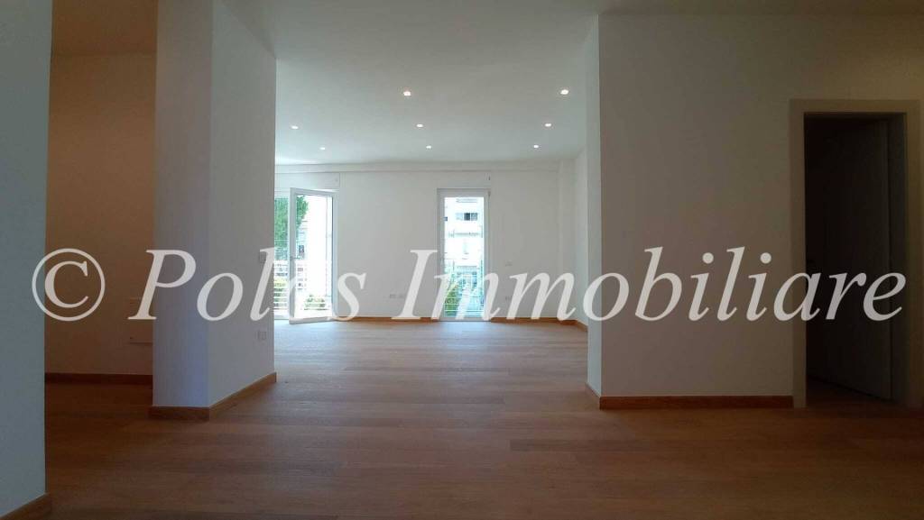 appartamento in vendita a Fermo in zona Camera