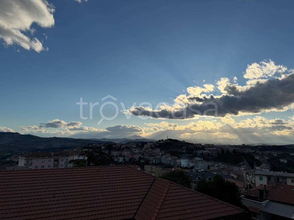 appartamento in vendita a Fermo in zona Camera