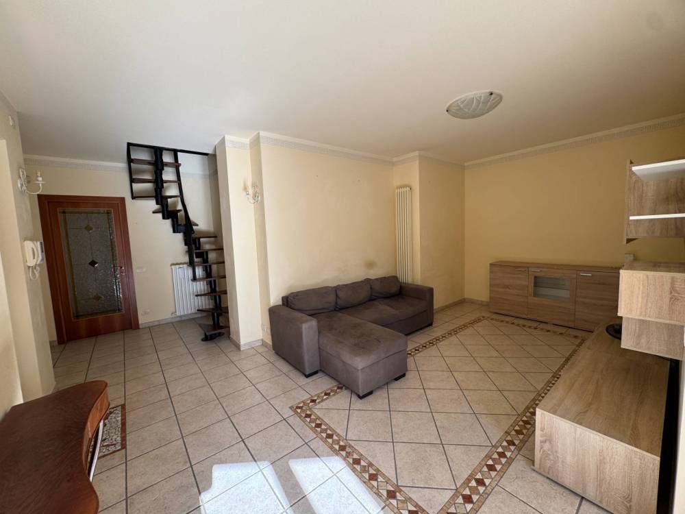 appartamento in vendita a Fermo in zona Camera