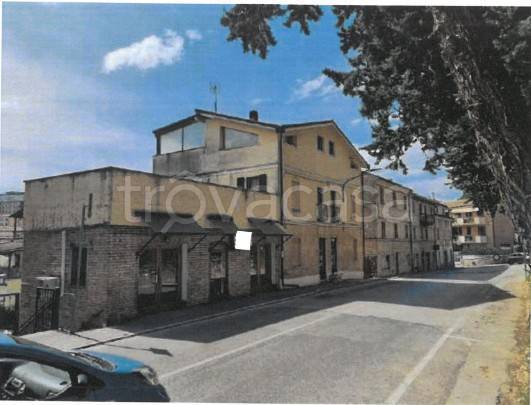 casa indipendente in vendita a Fermo