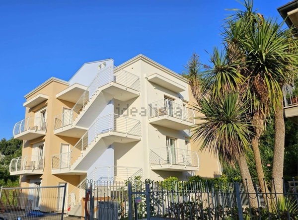 appartamento in vendita a Fermo in zona Molini di Tenna