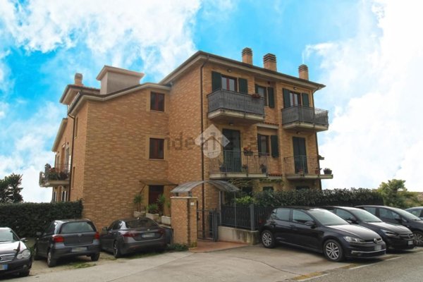 appartamento in vendita a Fermo in zona Capodarco