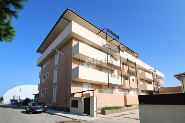 appartamento in vendita a Fermo in zona Lido di Fermo