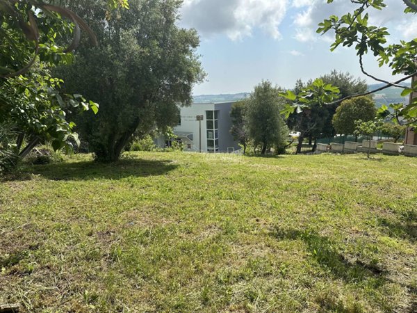 casa indipendente in vendita a Fermo