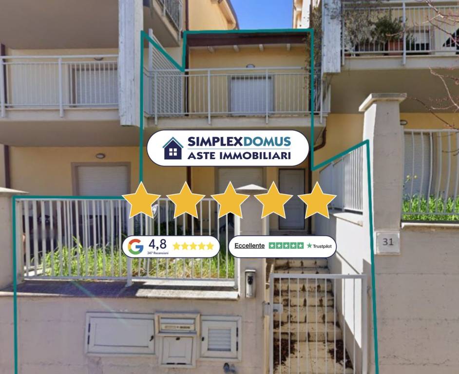 casa indipendente in vendita a Fermo