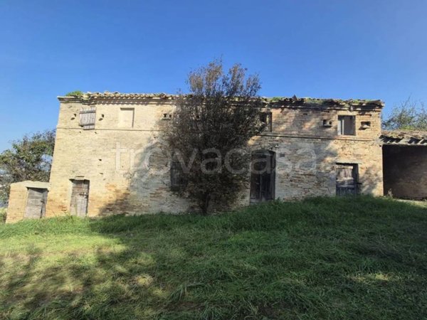 casa indipendente in vendita a Fermo