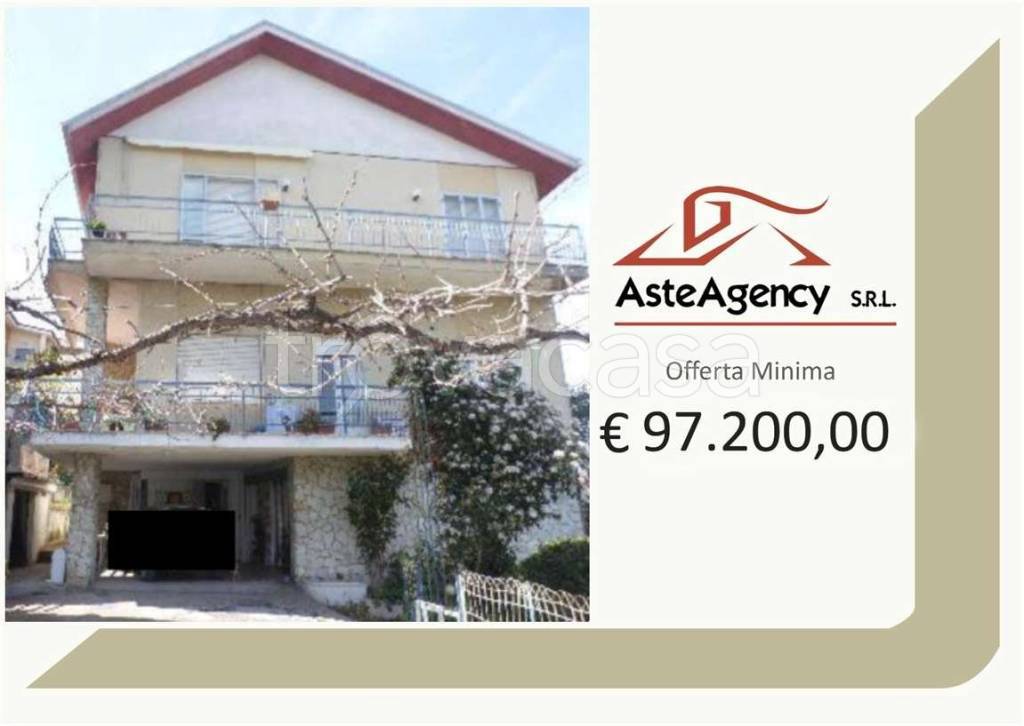 appartamento in vendita a Fermo in zona Pompeiana