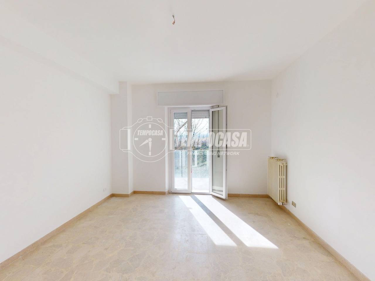 appartamento in vendita a Fermo in zona Camera